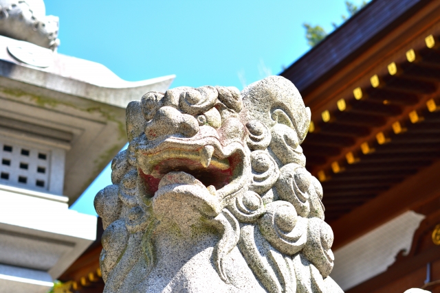 神社　狛犬